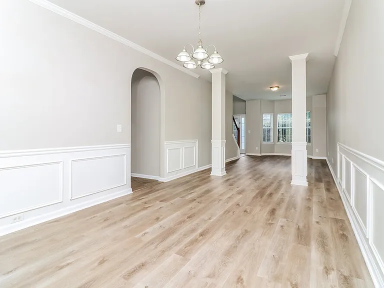 3752 Sunbridge Dr — Photo 7