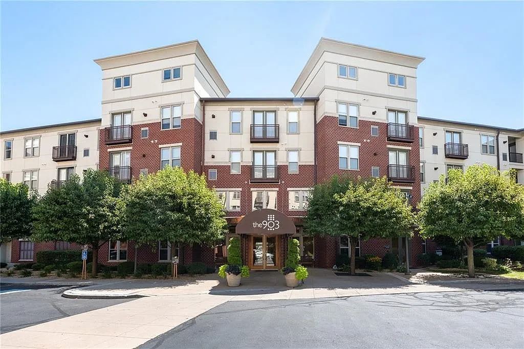1000 Providence Place, Unit 372 — Photo 1