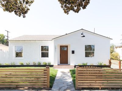 2851 Magnolia Ave, Long Beach, CA, 90806