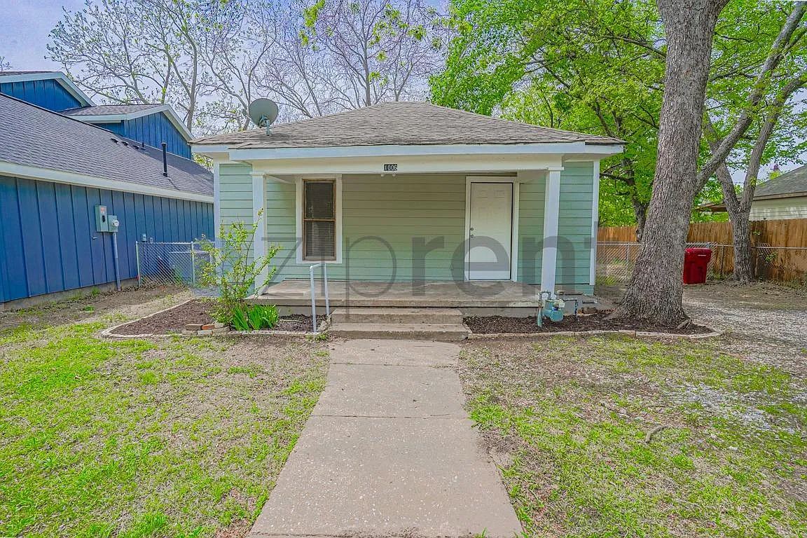 Building Photo - 1006 S Throckmorton St
