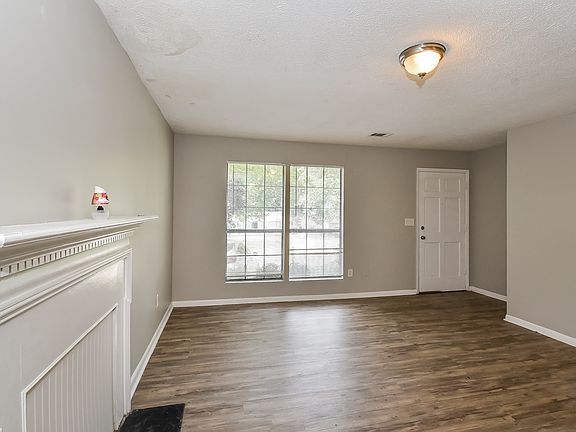 4th image of 5449 Brisbane Ct