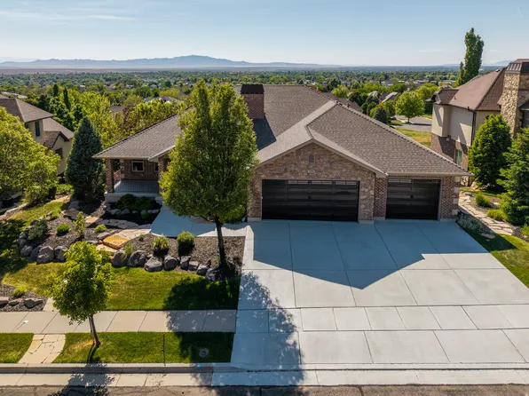1174 S Deer Ridge Rd E, Kaysville, UT 84037