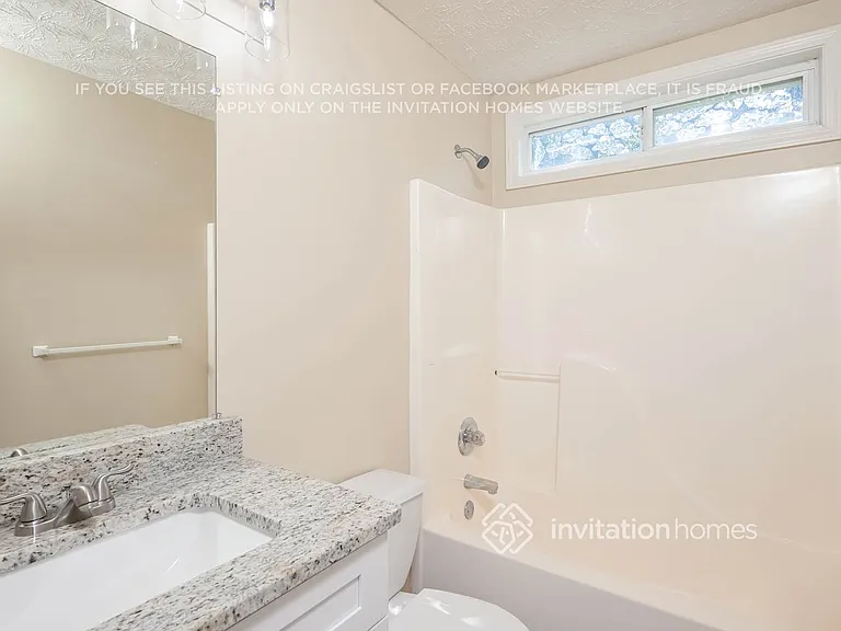 2990 Lenora Springs Dr — Photo 15