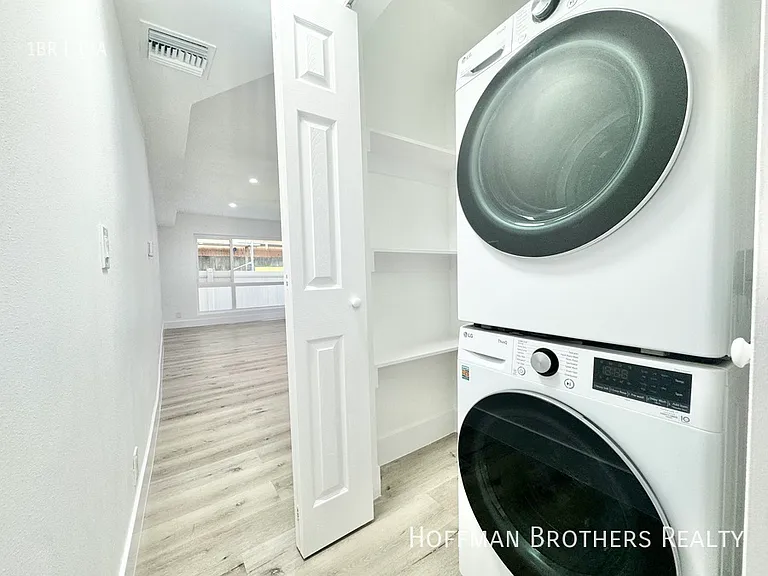 816 N Edinburgh Ave #2 — Photo 5