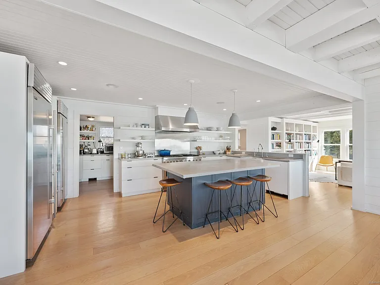66 Compo Mill Cv — Photo 15