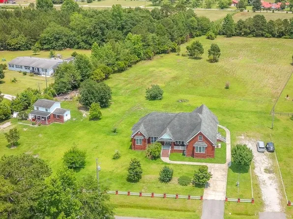 2191 Jasmine Rd., Loris, SC 29569