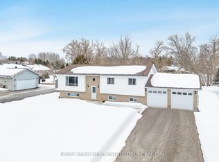 10 Surrey Ln, Clearview, ON L0M1N0