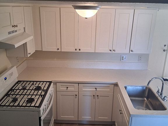 4th image of 517 S Montebello Blvd #1475945d0