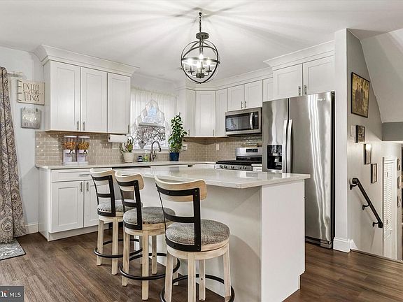 2nd image of 45 Holly Hill Rd