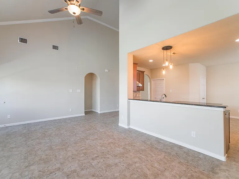 139 S Rocky Point Cir — Photo 25