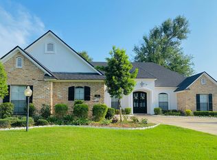 419 Hidden Oaks Cir, Shreveport, LA 71106
