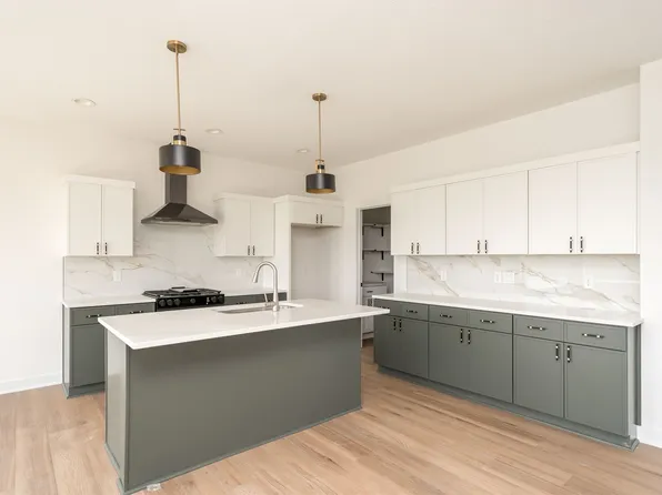 1104 NW Sproul Dr, Waukee, IA 50263