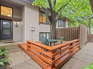 45 River Woods Ln, Burnsville, MN 55337