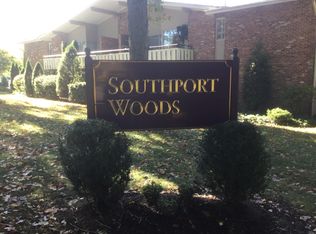 172 Southport Woods Dr, Southport, CT 06890