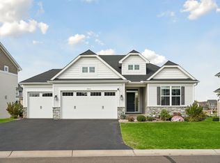 19414 Primrose Ln, Hamel, MN 55340