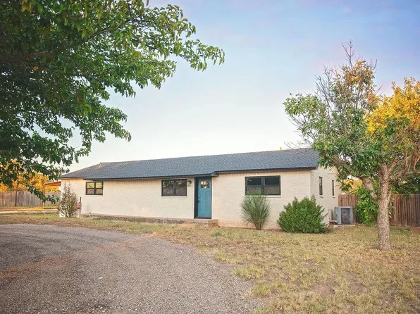 101 Newman Ave, Denver City, TX 79323