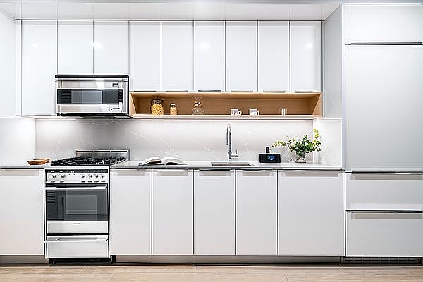 1st image of 20 Broad St APT 1503