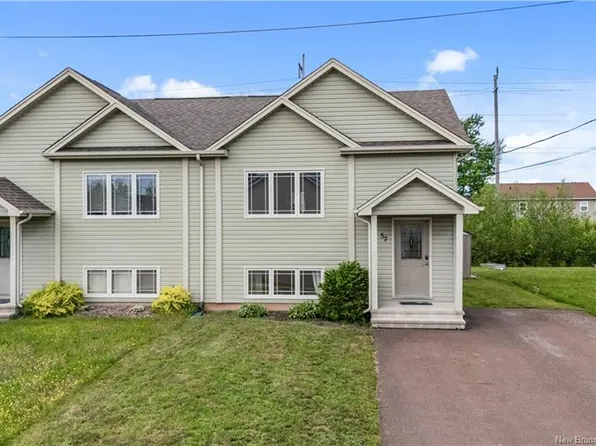 57 Clarendon Dr, Moncton, NB E1G 0M8