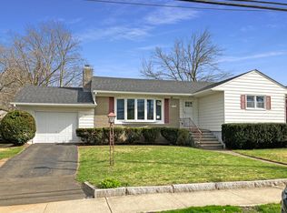 31 Morris Cswy, New Haven, CT 06512