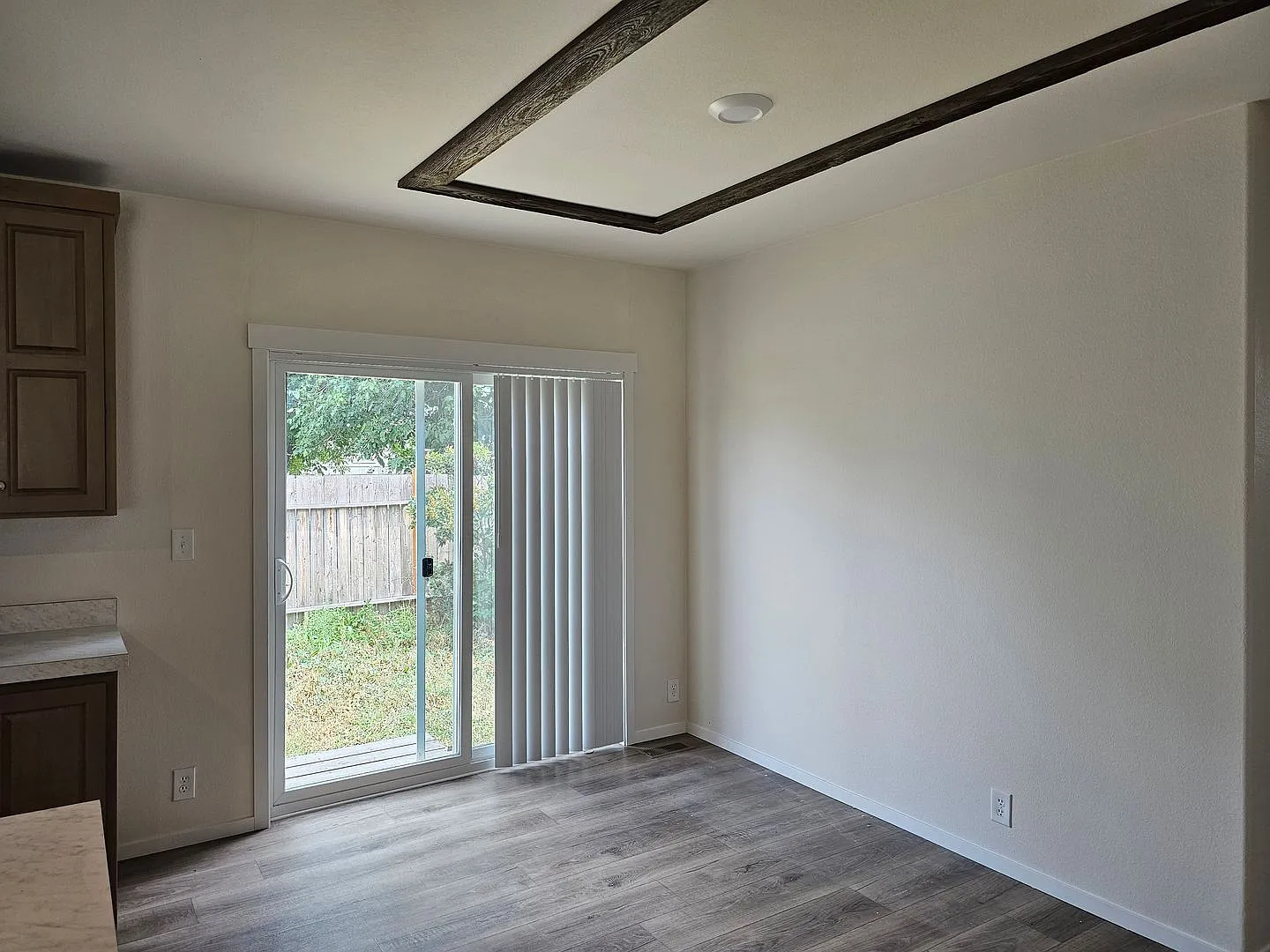 2404 Empire Loop, La Grande, Oregon 97850 — Photo 2