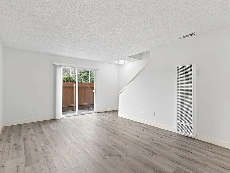 Stony Creek Apartments — Photo 25