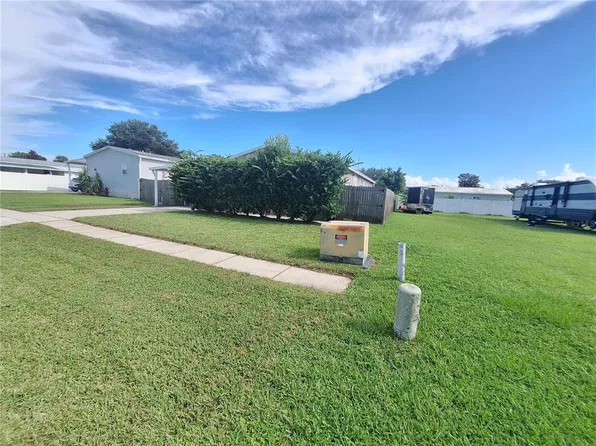 37650 NEWPORT DRIVE, ZEPHYRHILLS, FL 33542