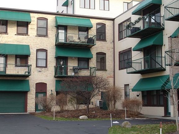 2nd image of 110 N Harbor Dr Unit 313
