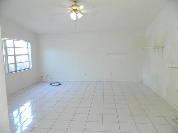 5th image of 4470 59th Ave N