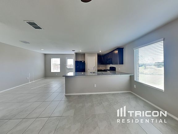 2nd image of 1729 Claireborne Ct