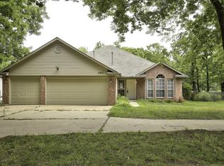 5017 W 85th St, Tulsa, OK 74131