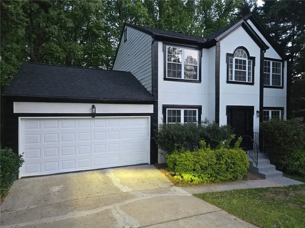 180 Preston Oaks Dr, Johns Creek, GA 30022