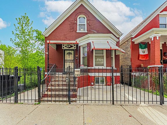2nd image of 705 N Ridgeway Ave