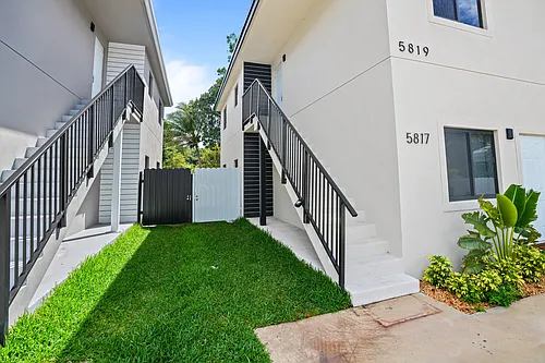 5819 NW 30th Ave #5819 Photo 1 5819 NW 30th Ave #5819 Photo 1