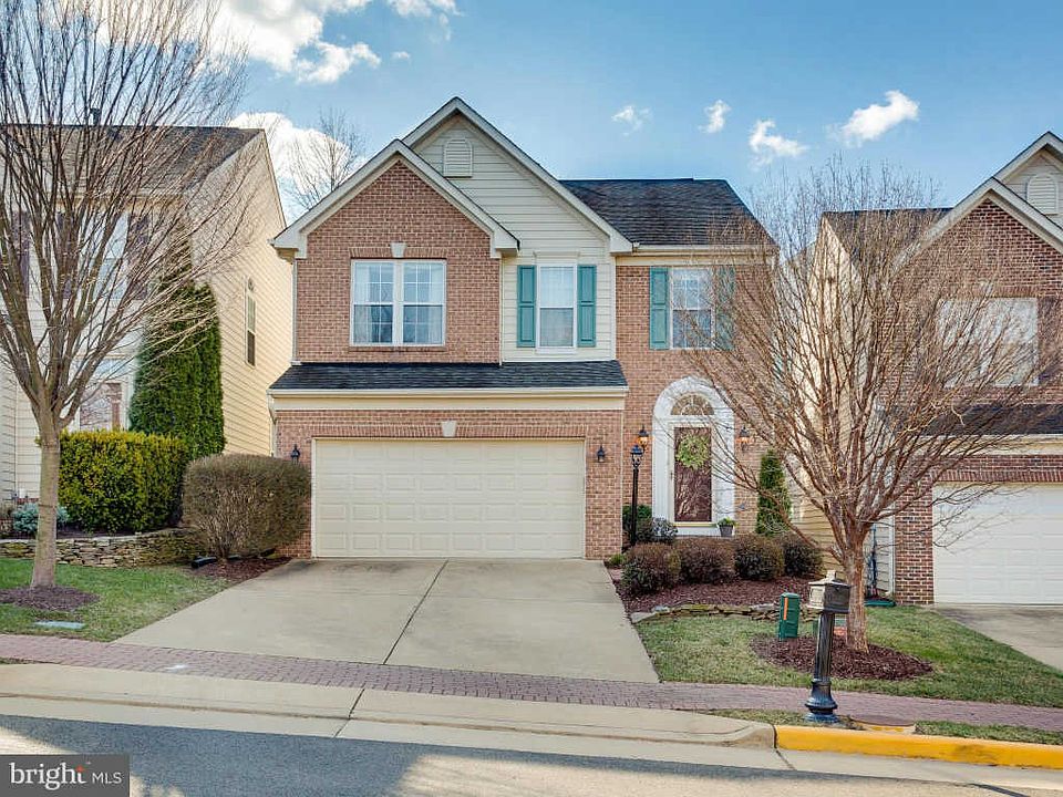 1st image of 8827 Carpenters Hall Dr