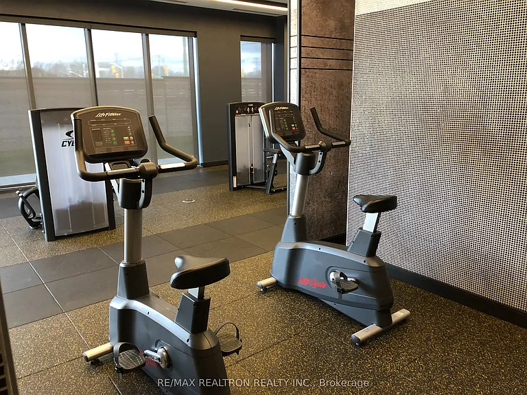 2550 Simcoe St N #1505 — Photo 21
