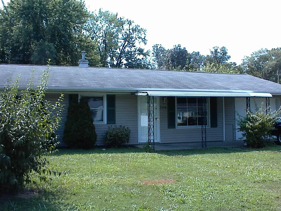 3206 Laclede Ave