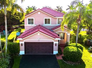 1273 Majesty Ter, Fort Lauderdale, FL 33327