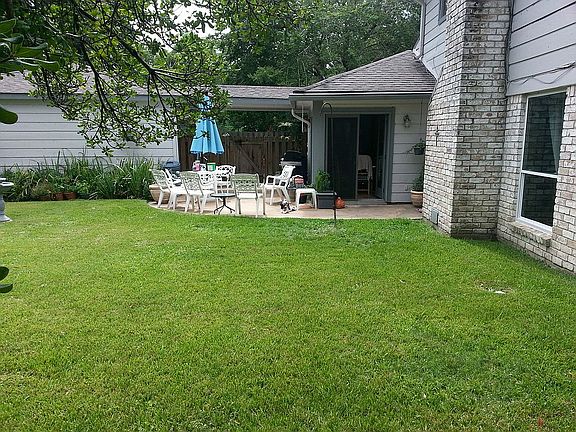 View of backyard to patio