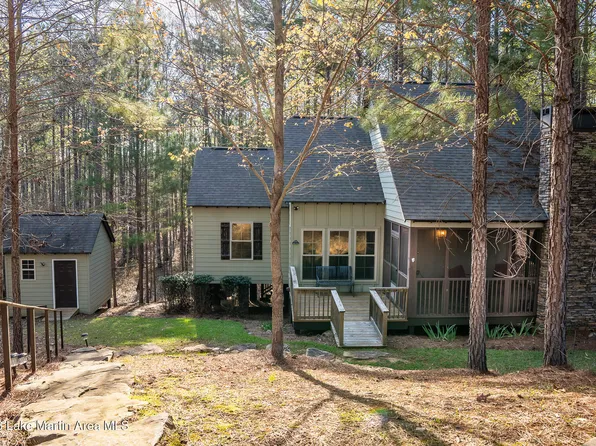214 Camp Cir, Dadeville, AL 36853