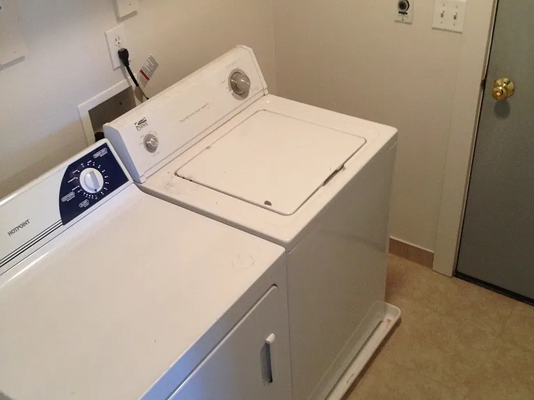 117 W Helena Ave — Photo 5
