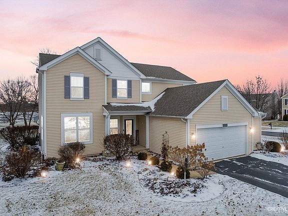 3rd image of 102 Gorham Ct