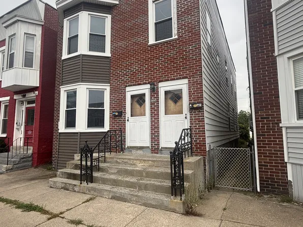 (undisclosed Address), Watervliet, NY 12189