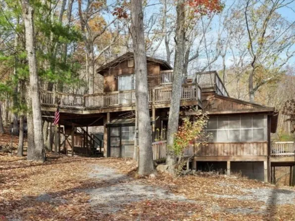 78 Bitterroot Dr, Shenandoah, VA 22849
