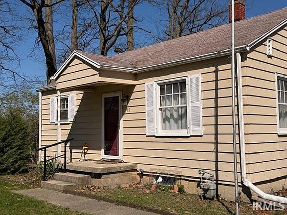 3rd image of 156 Grant St