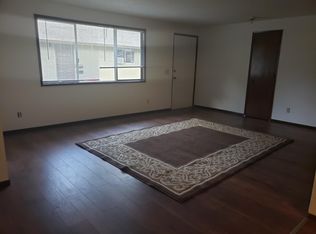 723 N 2nd St #1, Woodburn, OR 97071