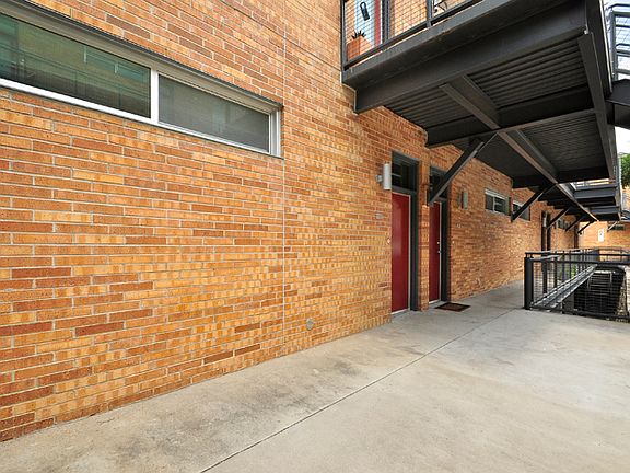 5th image of 2205 N Lamar Blvd Unit 122