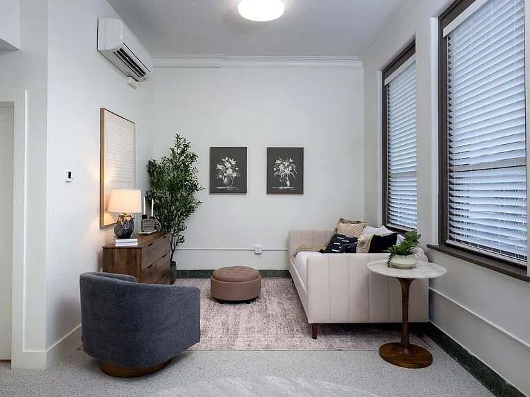 St Joseph Apartments — Photo 6