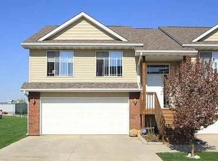 1415 Gentry Ln, North Liberty, IA 52317
