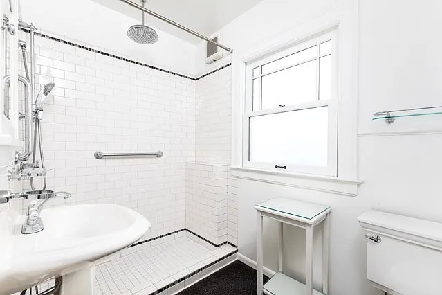 6902 12th Ave NE — Photo 11