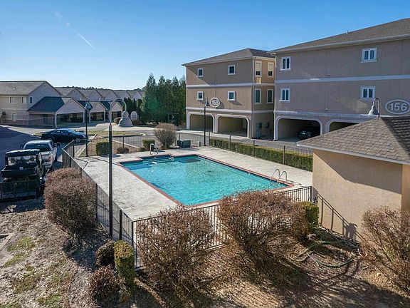 3rd image of 100 Villa Pointe Blvd #B